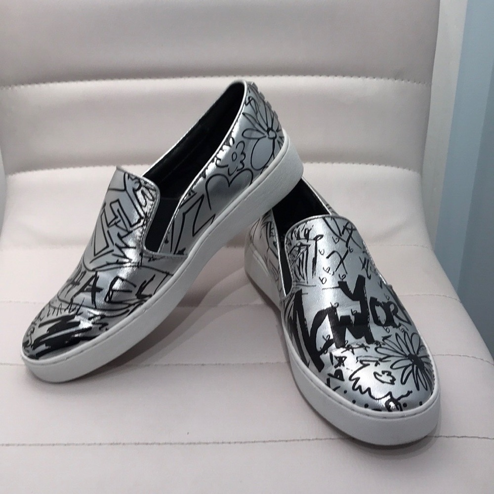 Michael Kors Keaton Leather Slip On Sneakers, 5.5 - Picture 2 of 9